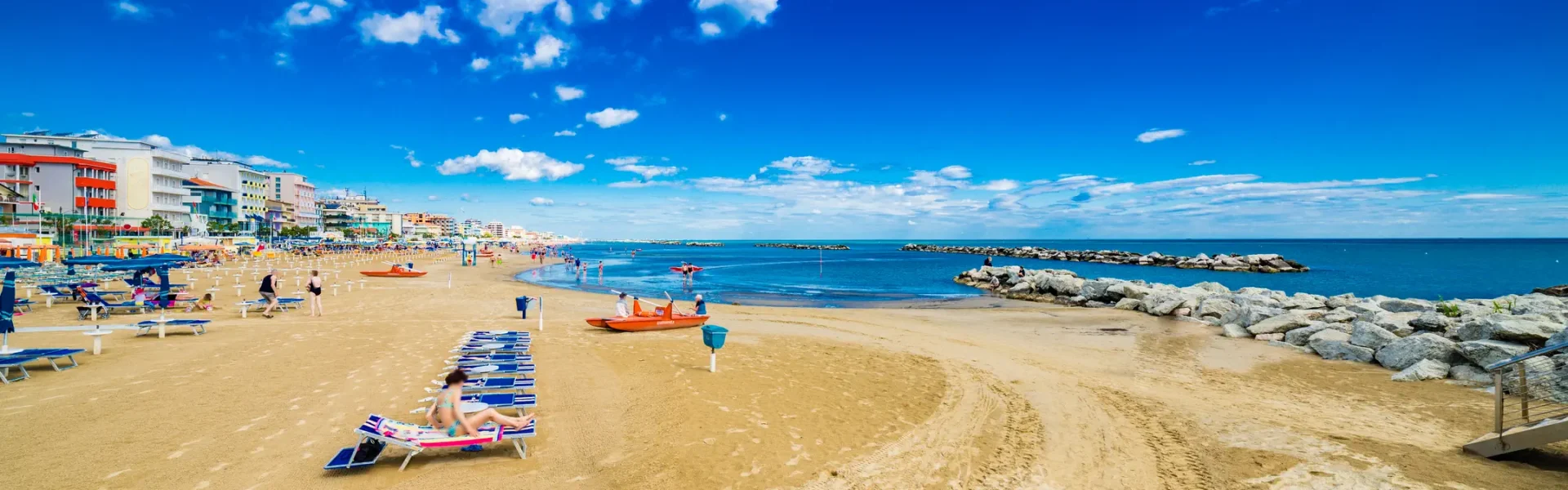 Bellaria - E’ la scelta ideale per chi desidera una vacanza tranquilla e allo stesso tempo ama divertirsi in allegria.