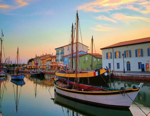 Scopri tutte le strutture presenti nella zona di Cesenatico