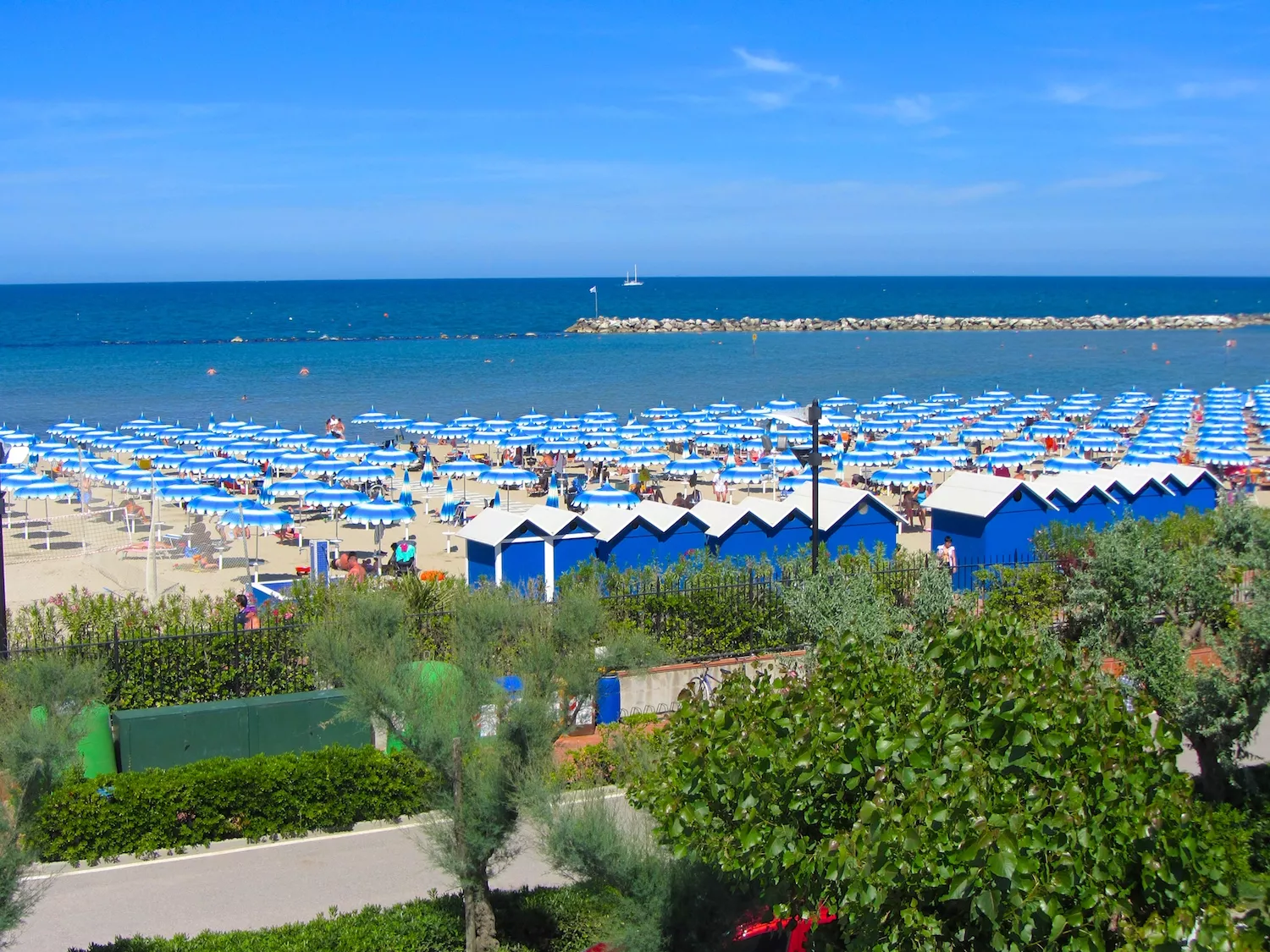 Find out all the facilities in the Savignano Mare area