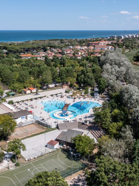 Scopri la struttura Adriano Family Camping Village