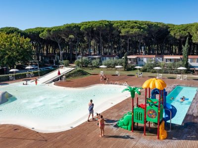 Scopri la struttura Pineta sul Mare Camping Village