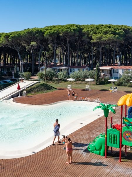 Scopri la struttura Pineta sul Mare Camping Village